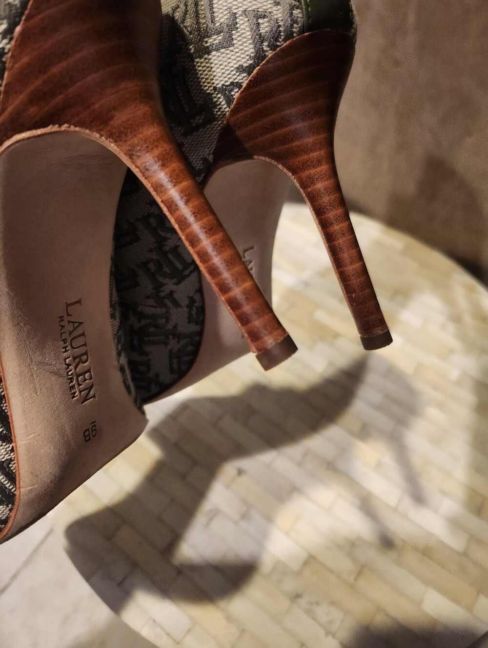 Lauren Ralph Lauren Lindella Monogram Jacquard Pump size 9 - Picture 9 of 10